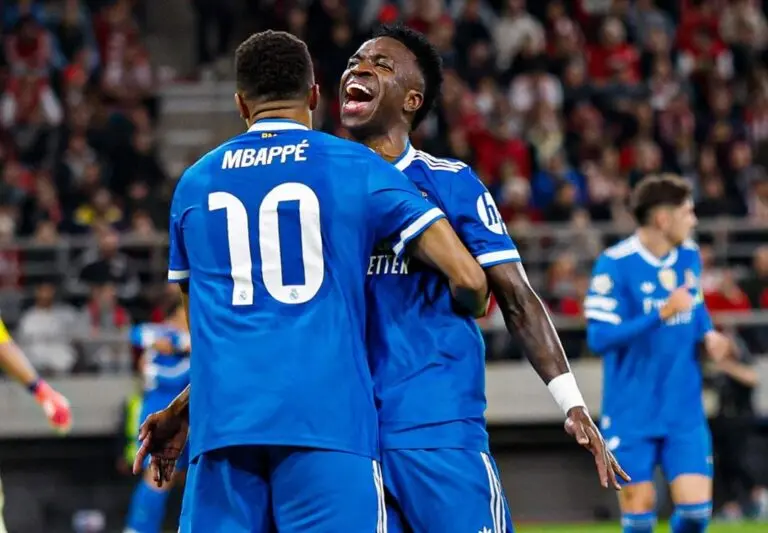 Mbappé e Vini Jr
