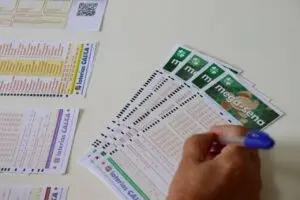 Loterij: een simpele inzet van alleen al zes nummers leidt tot een jackpot van R$ 27,2 miljoen van Mega-Sena 2945