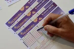 Resultado de domingo +Milionária 381 com prêmio R$ 83 milhões ao vivo pela Caixa hoje