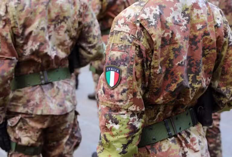 Militares, exército italiano