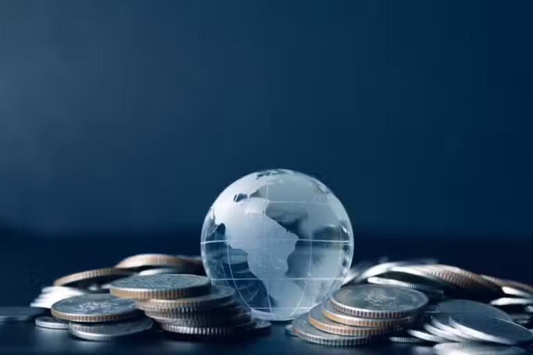 Moedas, globo, finanças global