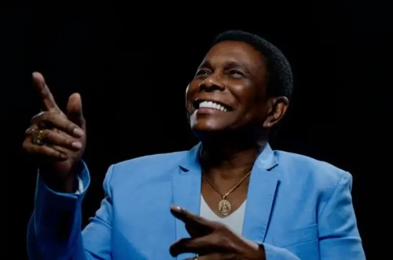 Neguinho da Beija-Flor