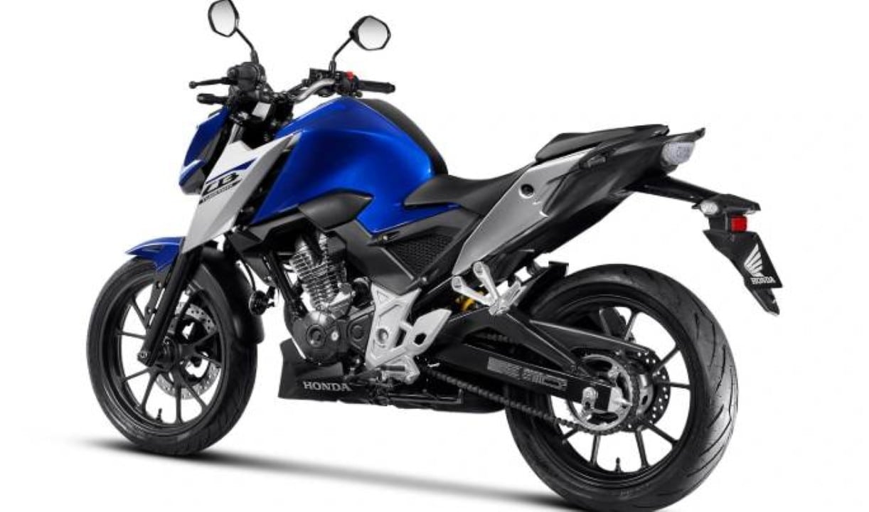 Nova CB 300F Twister 2026.