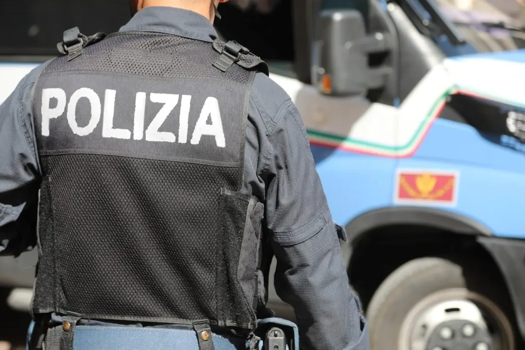 Policia italiana