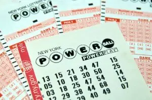 تجمع Powerball مبلغ 212 مليون دولار أمريكي وتجذب المراهنين الدوليين إلى سحب هذا الأسبوع