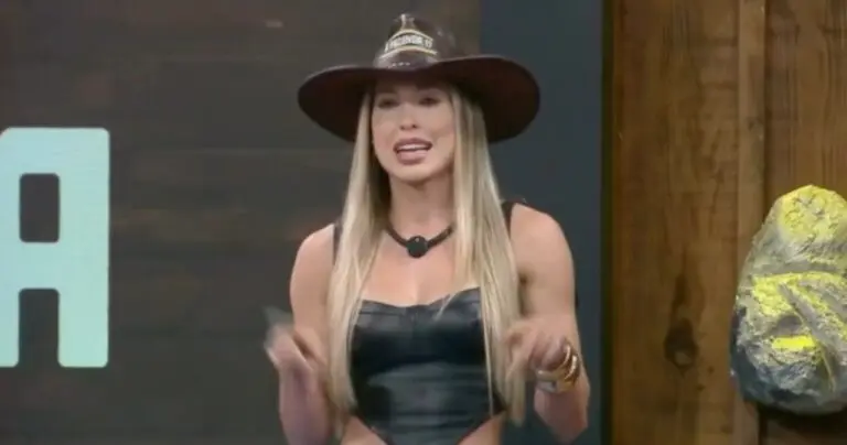 Saory em A Fazenda 17
