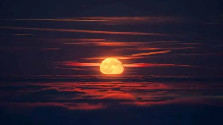 Superlua dourada