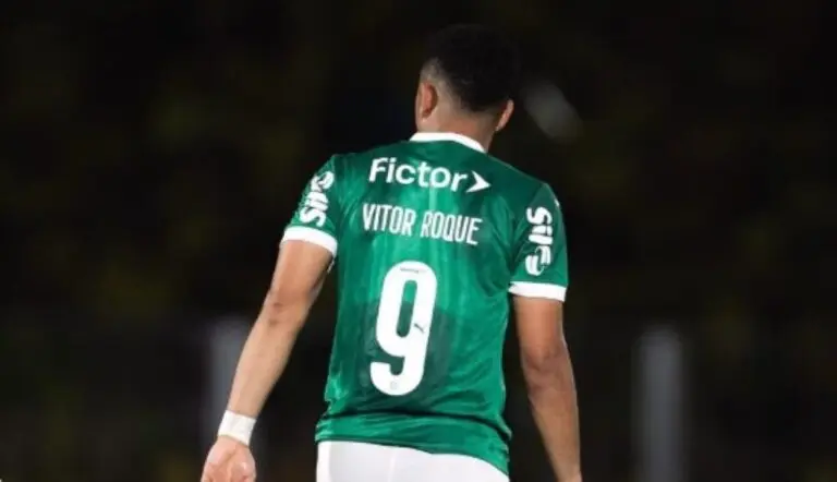 Vitor Roque