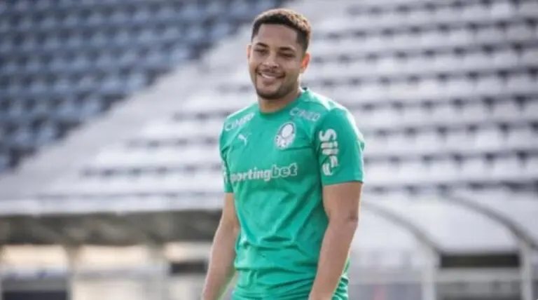 Vitor Roque Palmeiras