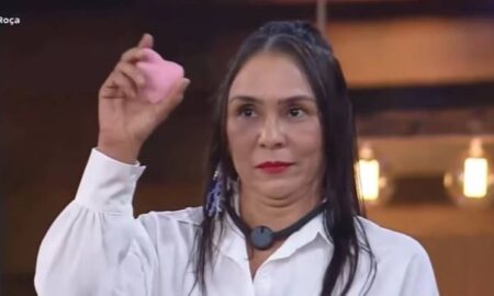 Yoná Souza