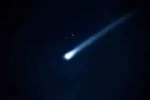 Interstellar Object 3i/Atlas ay naglalakbay sa 57 km/s sa pamamagitan ng solar system sa isang ruta ng pagtakas na nakumpirma ng mga astronomo