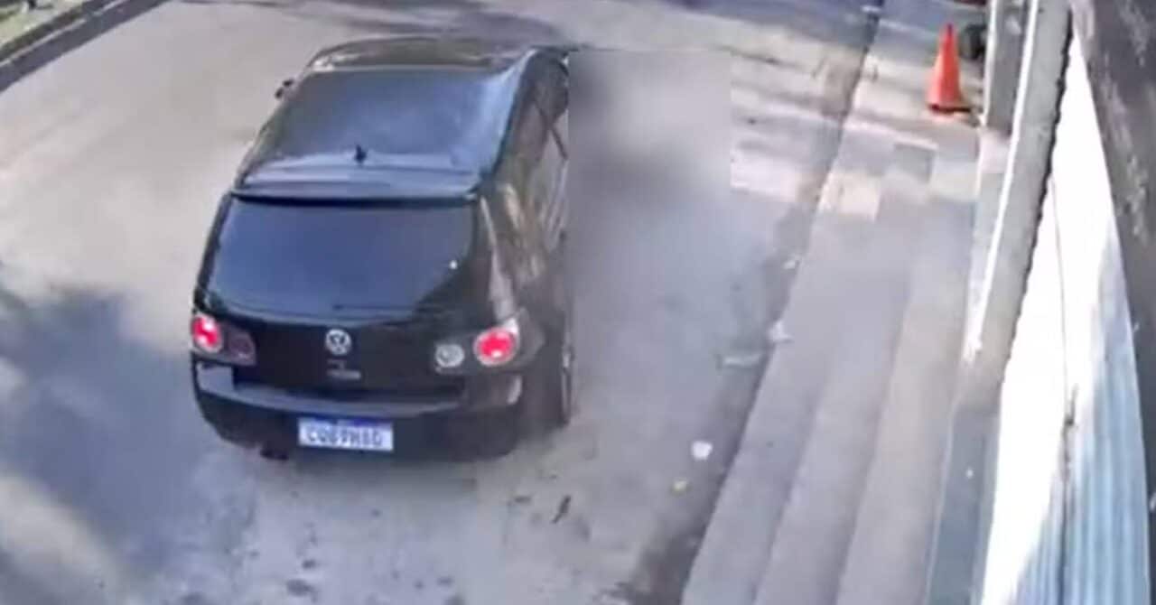 namorada arrastada por 1 km