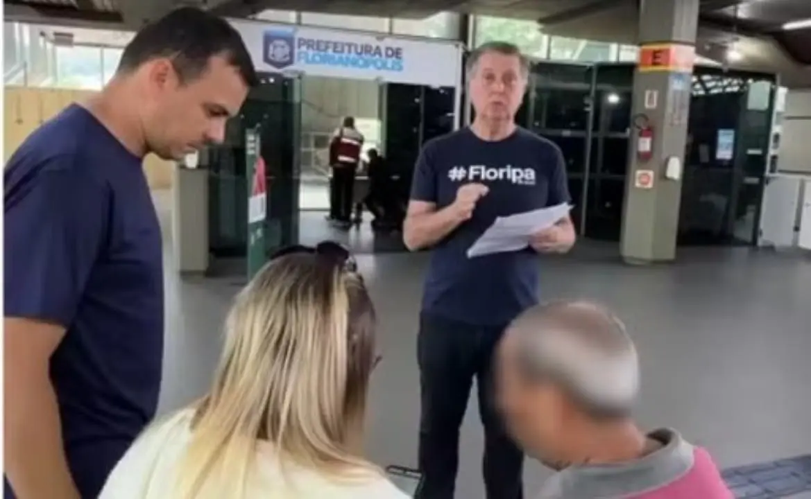 triagem de passageiros na Rodoviária de Florianópolis