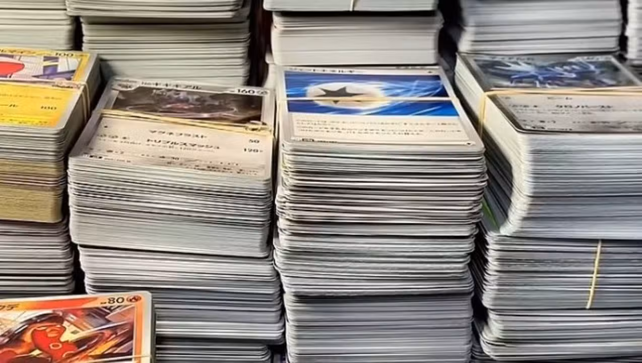 25kg de cartas Pokémon
