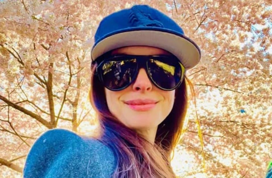 Anne Hathaway