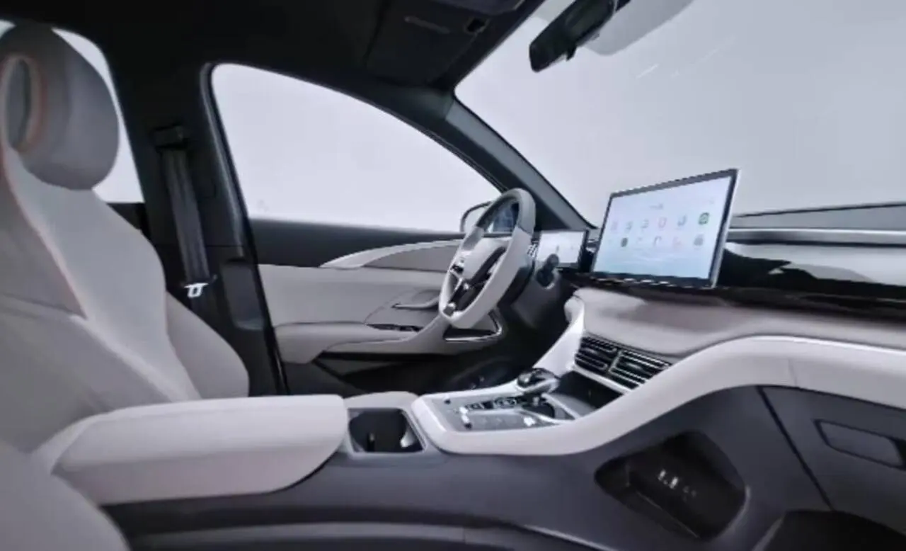 BYD Song Pro GS - interior