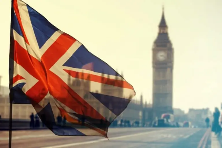 Bandeira do Reino Unido com Big Ben