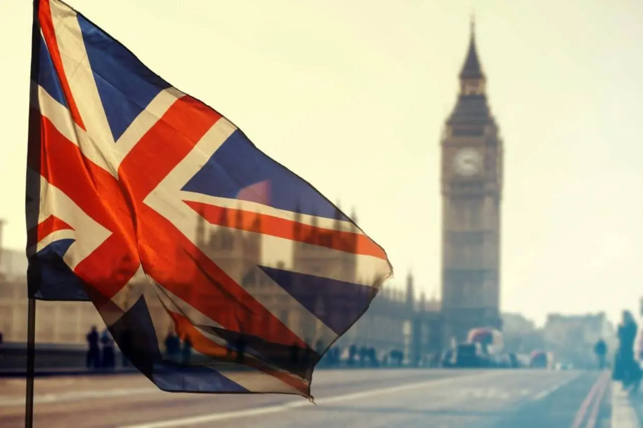 Bandeira do Reino Unido com Big Ben