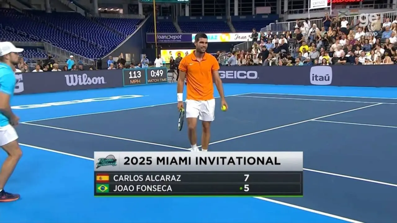 Carlos Alcaraz primeiro set