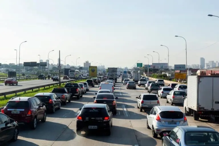 Carros, Trânsito