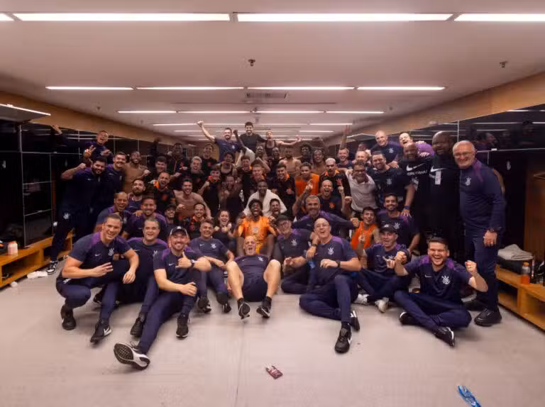 Corinthians Elenco