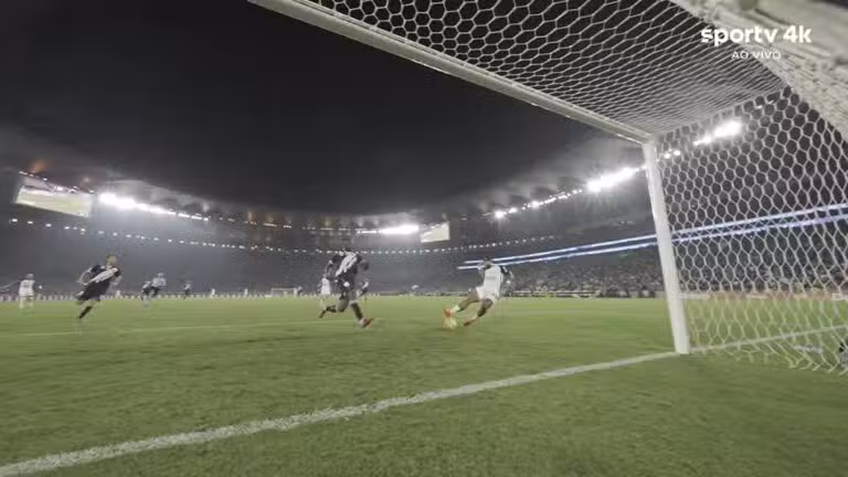 Depay golaço