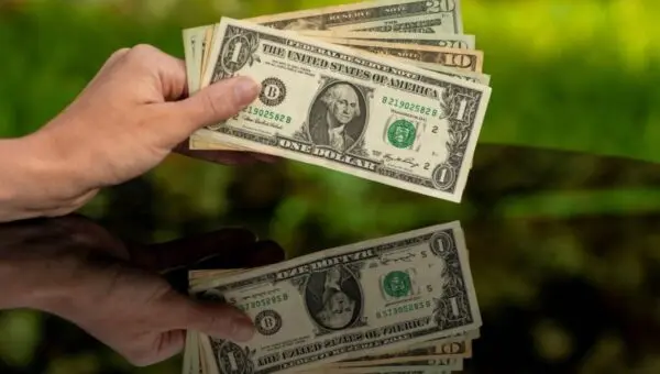 Dólar