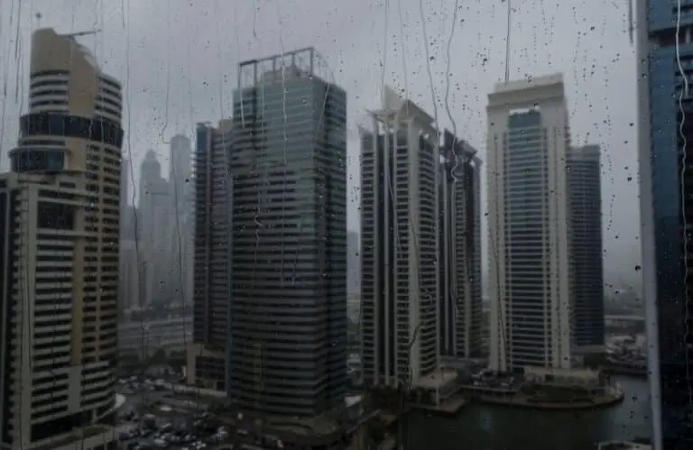 Dubai, dia chuvoso