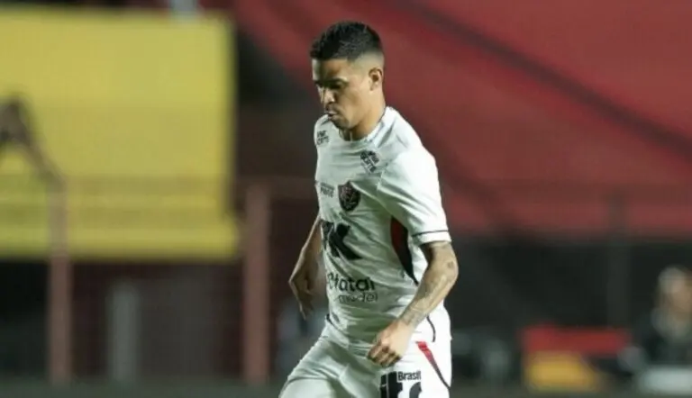 Erick - Vitória