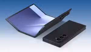 Il nuovo smartphone Samsung a tre schermi scompare dagli scaffali della Corea del Sud il giorno del lancio