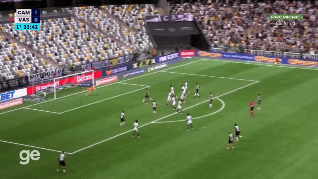 Great free kick from Hulk and red card for Hugo Moura in Atlético-MG 2×0 Vasco at Arena MRV in Brasileirão