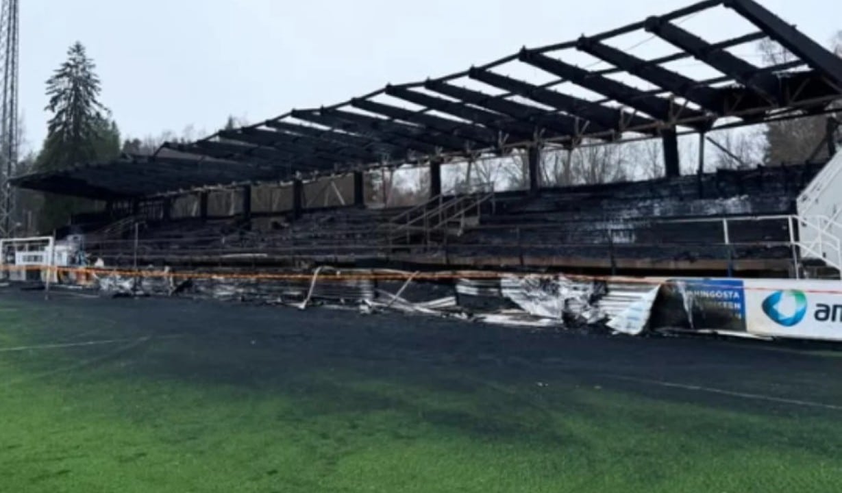 Incêndio em estádio na Finlândia