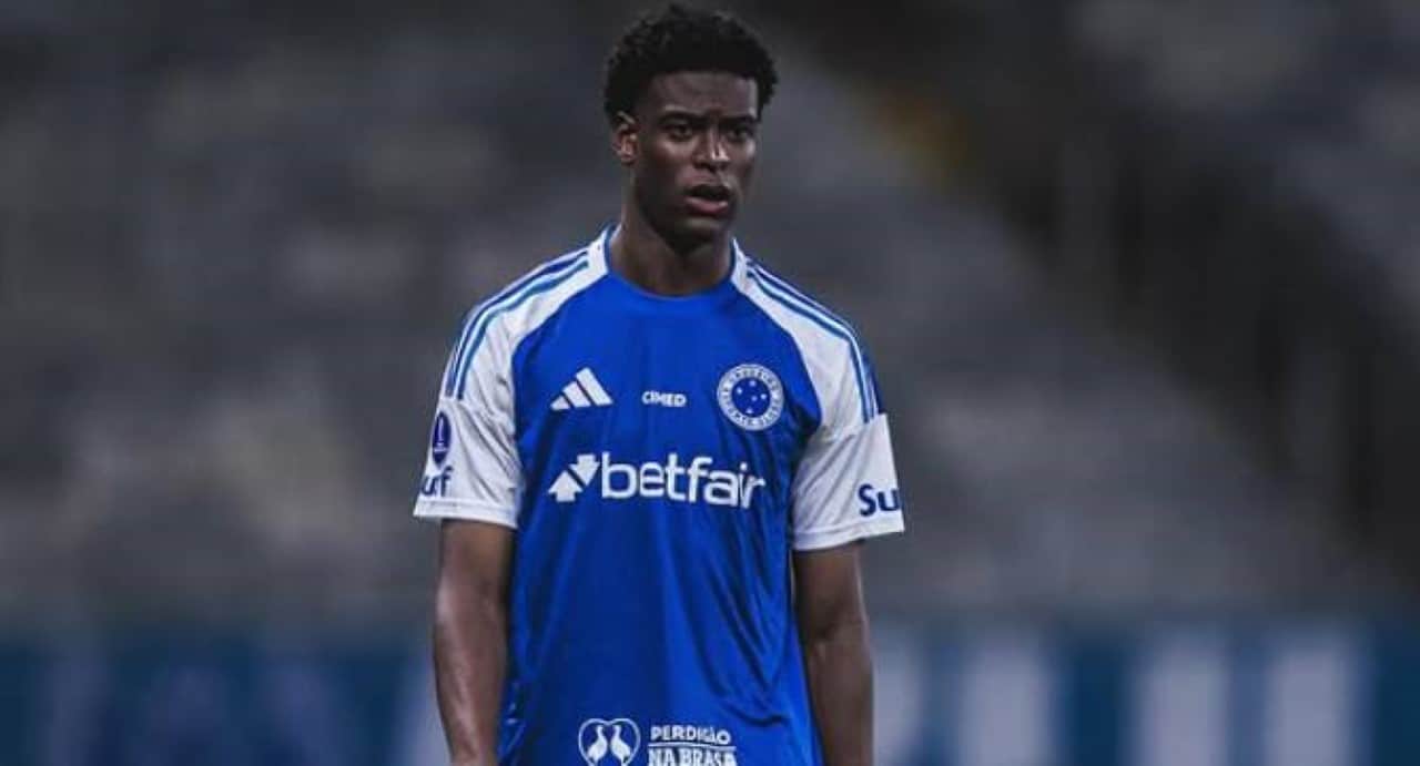 Zenit eleva oferta para R$ 63 milhões e avança na contratação de zagueiro Jonathan Jesus do Cruzeiro