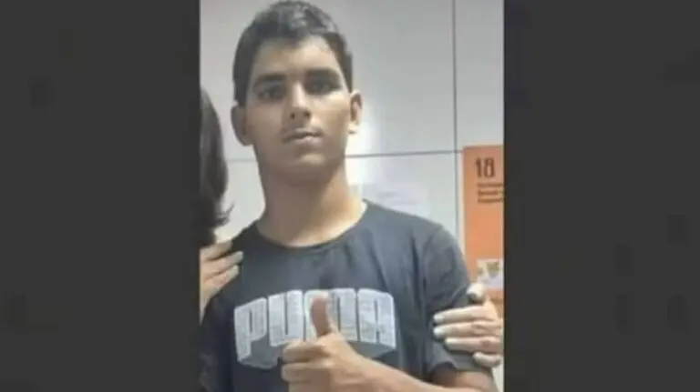 Jovem leoa