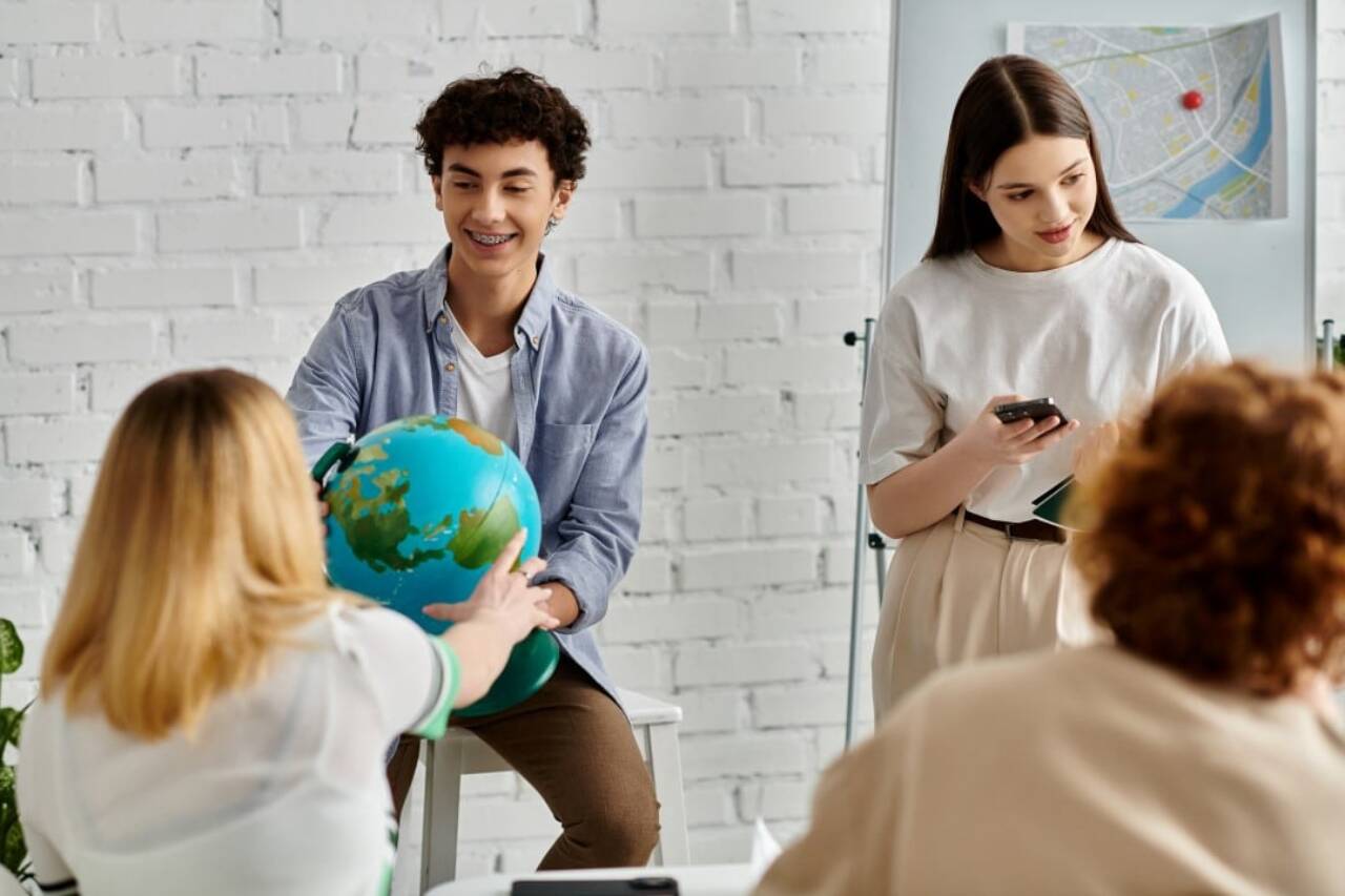Jovens reunidos