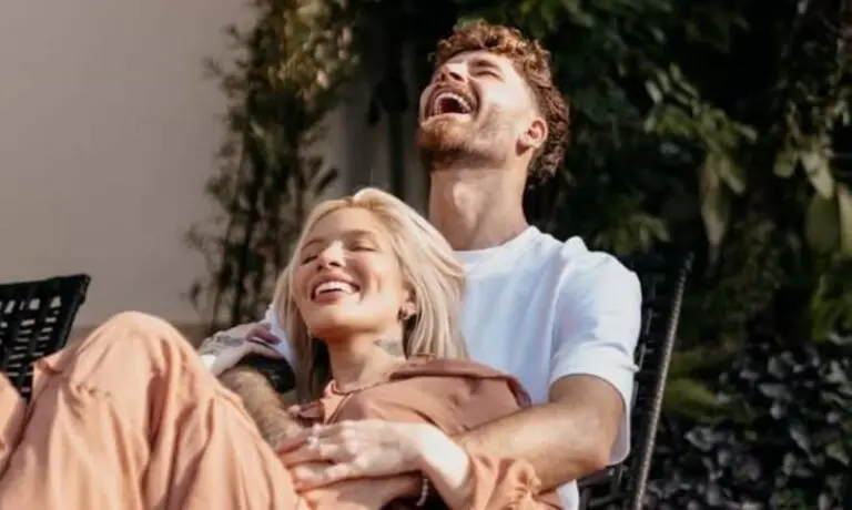 Léo Pereira e Karoline Lima