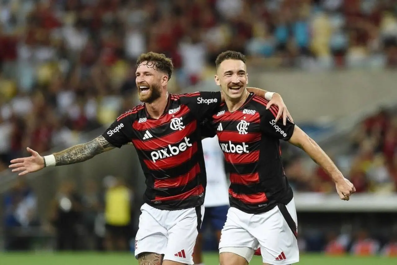 Léo Pereira e Léo Ortiz
