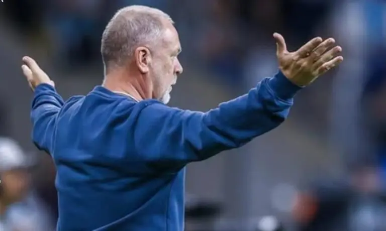 Mano Menezes