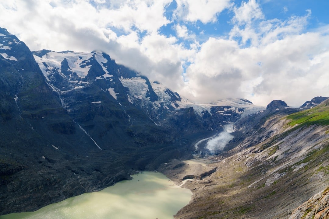 Montanha de Grossglockner na Áustria