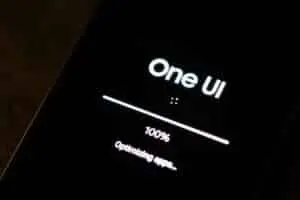 Samsung exibe a One UI 9.5 e introduz inovações visuais e funcionais