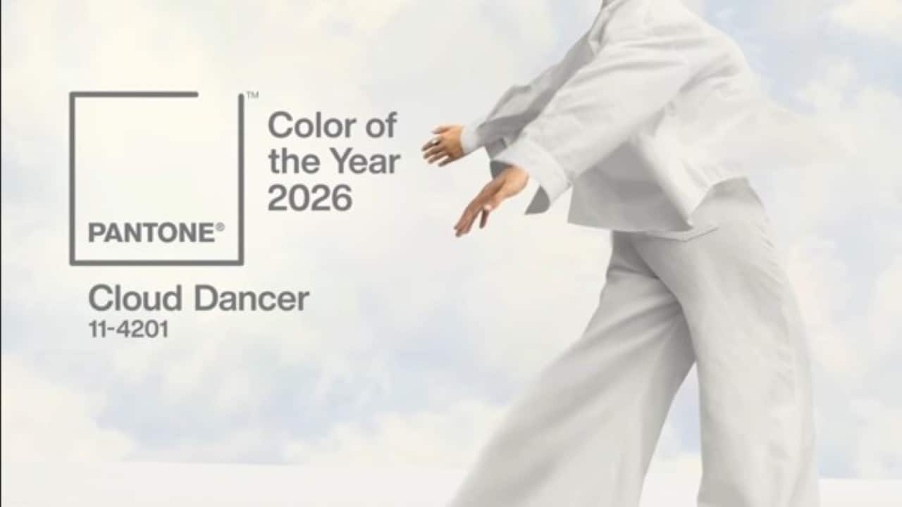 Pantone Cloud Dancer