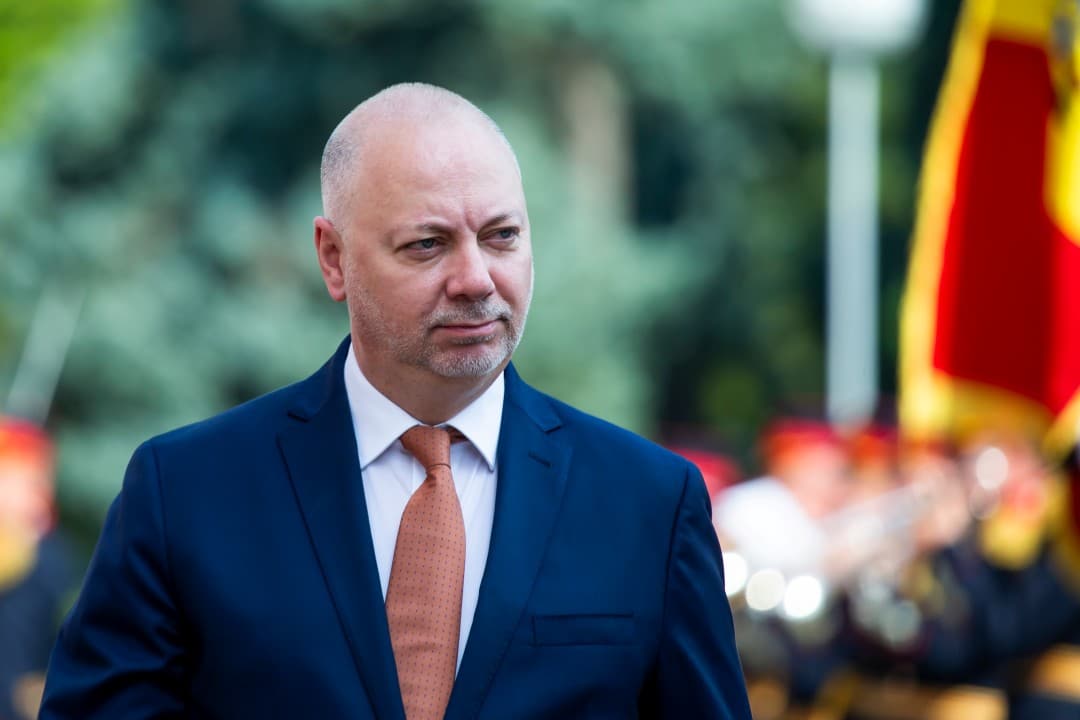 Primeiro-ministro da Bulgária, Rosen Zhelyazkov, renuncia ao cargo