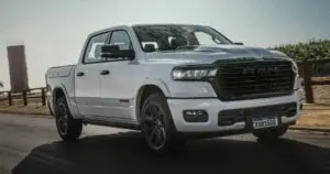 Ram 1500 menggabungkan semula enjin Hemi V8 dan menambah versi Express dengan pilihan warna baharu