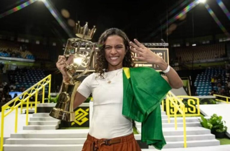 Rayssa Leal é tetracampeã da SLS Super Crown