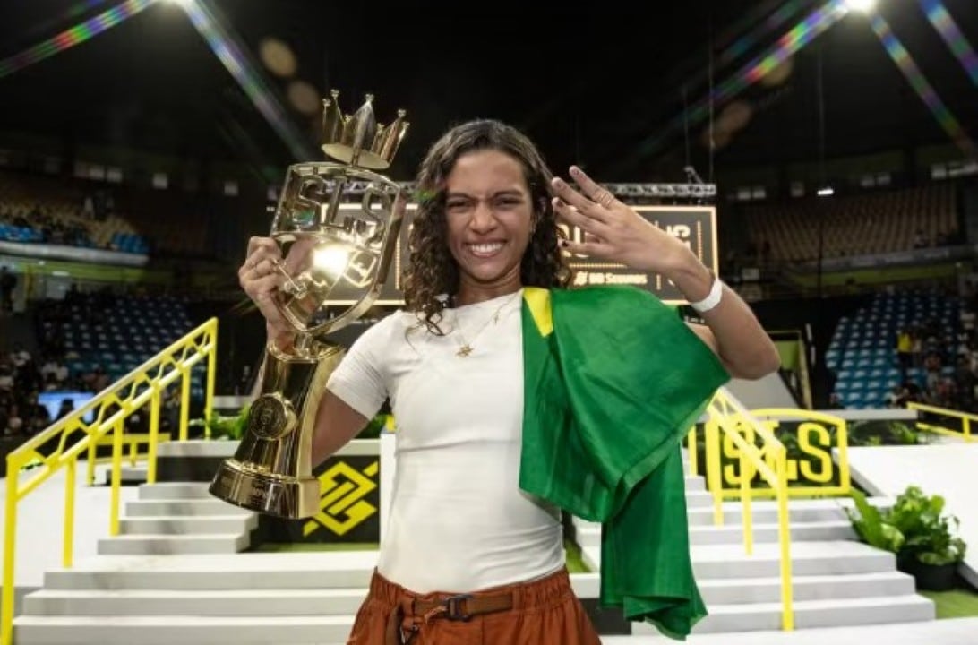 Rayssa Leal é tetracampeã da SLS Super Crown
