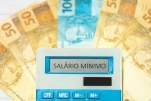 Salário mínimo em 2027: Governo estima R$ 1.717 e detalha impacto em benefícios