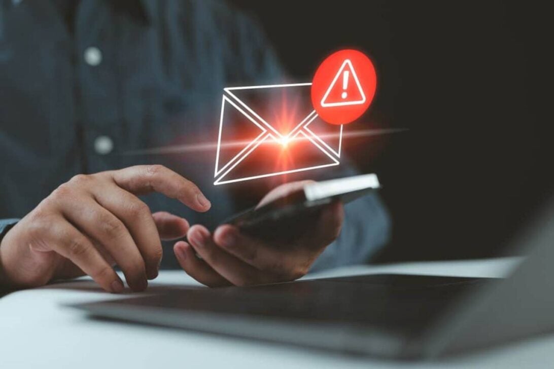 Spam de SMS, alerta falso