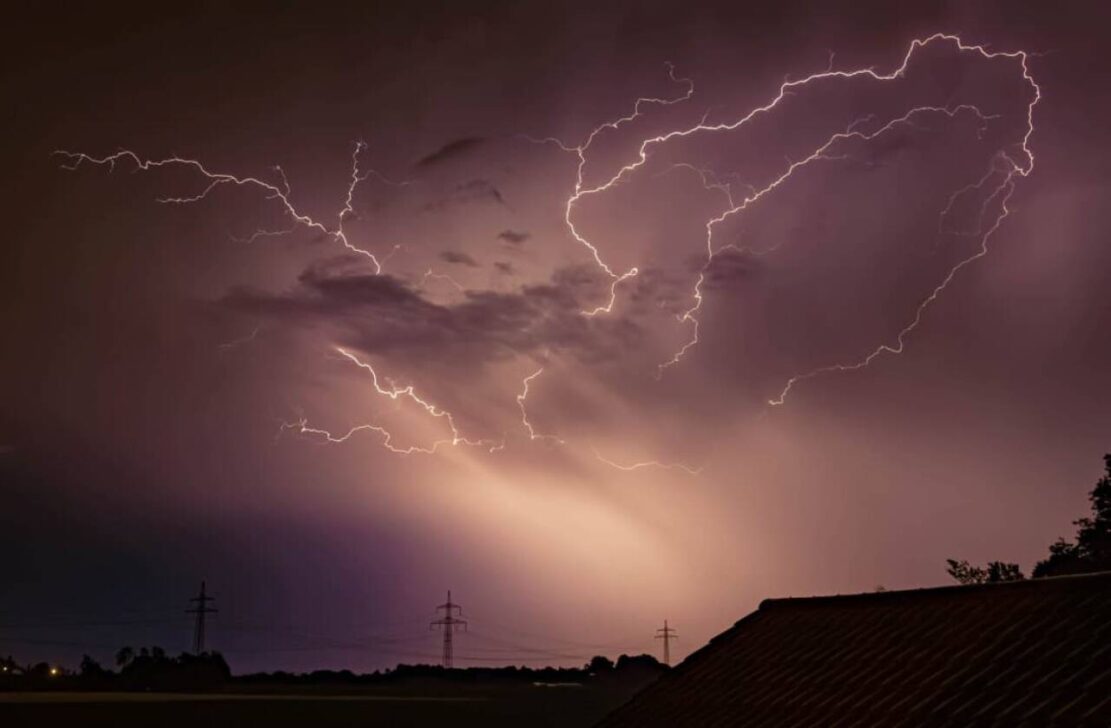 Tempestade, relâmpago