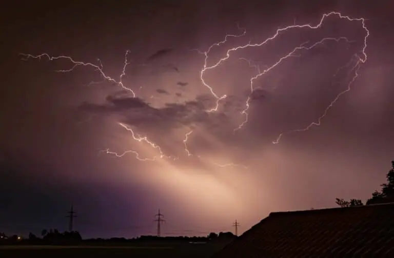 Tempestade, relâmpago