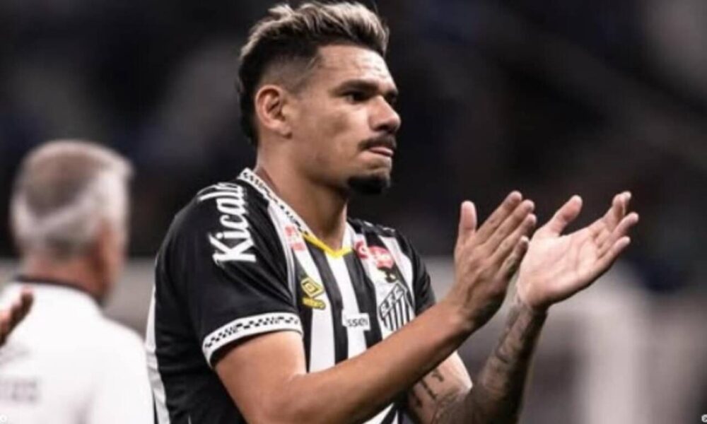 Santos prepara reformulação e coloca seis jogadores na lista de saídas para 2026